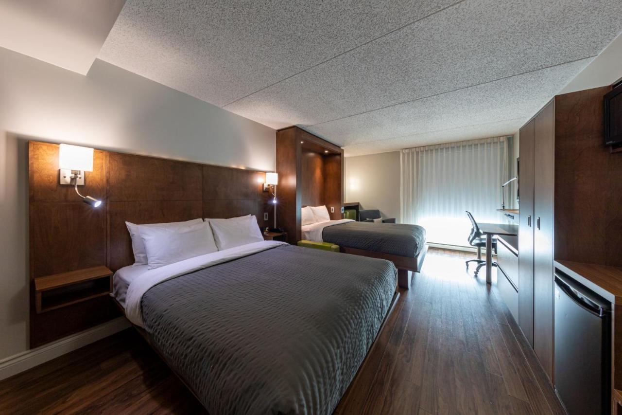 Hotel & Suites Normandin Quebec Exterior photo